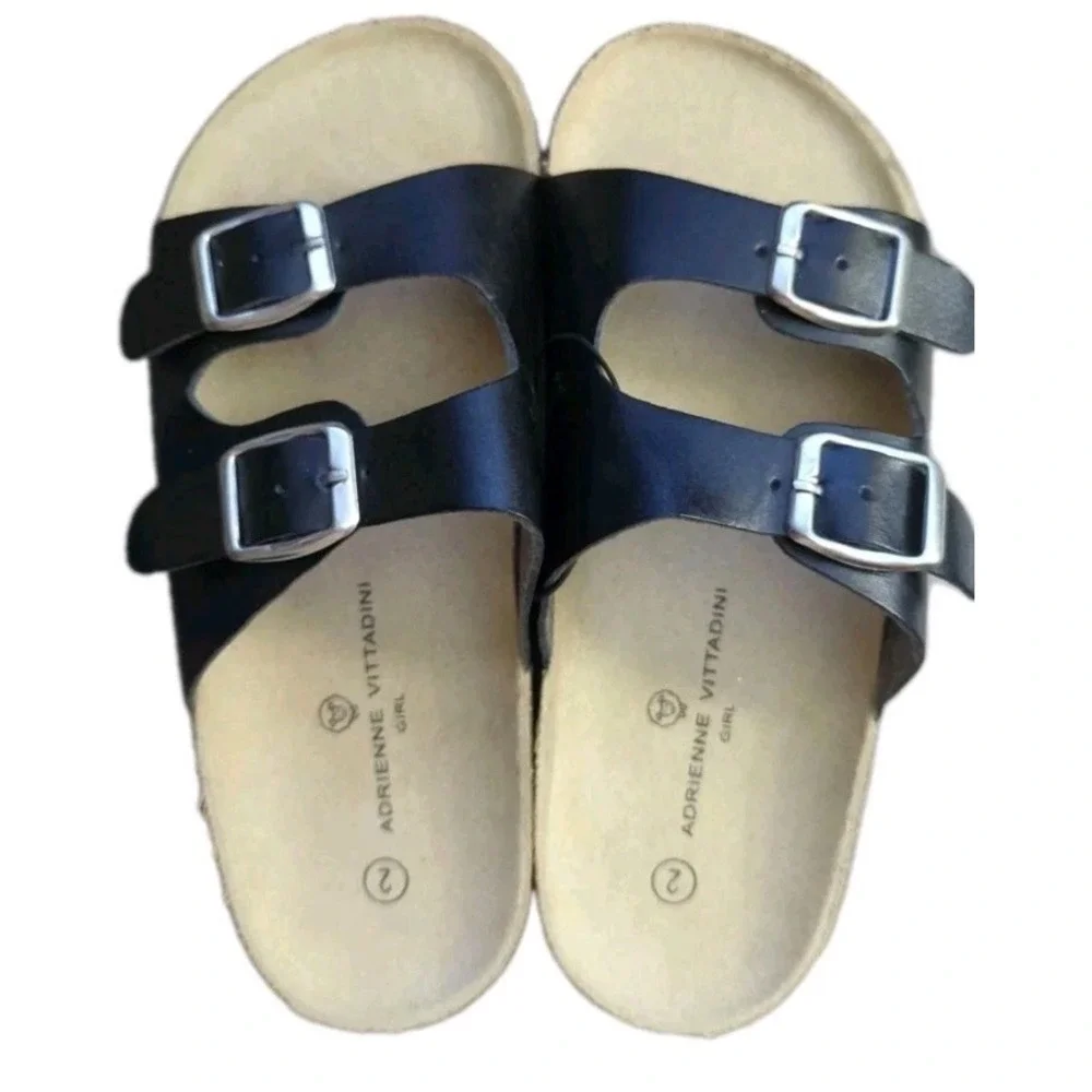 Adrienne Vittadini Girl Size 4 Black Double Strap Buckle Slide Sandals Brooklyn